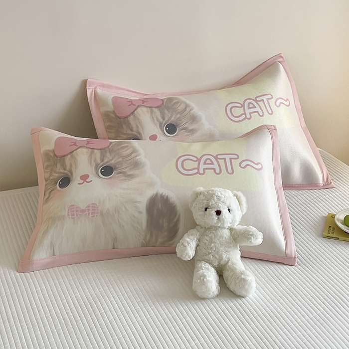 91家纺网 家纺一手货源 找家纺 安哆啦家纺 2025新款A类大版印花冰藤儿童幼儿园卡通萌宠系列凉席单枕套 布偶猫