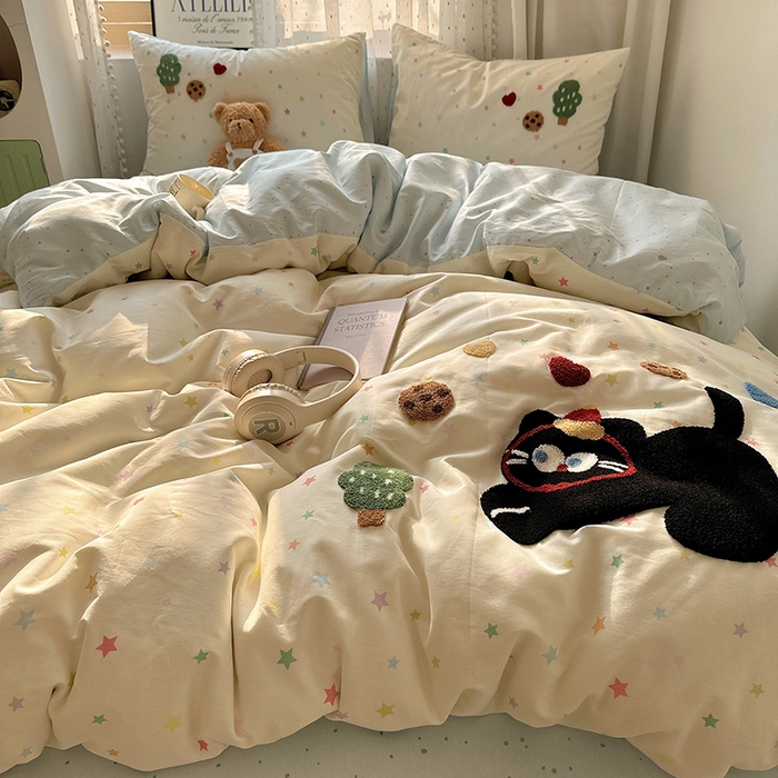 91家纺网 家纺一手货源 找家纺 澳梵家居 2025新款小清新全棉印花毛巾绣四件套 小黑猫