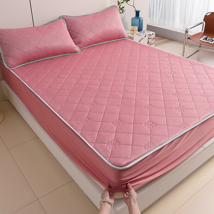 91家纺网 家纺一手货源 找家纺 2025新款清凉舒适凉感丝夏被四件套 豆沙