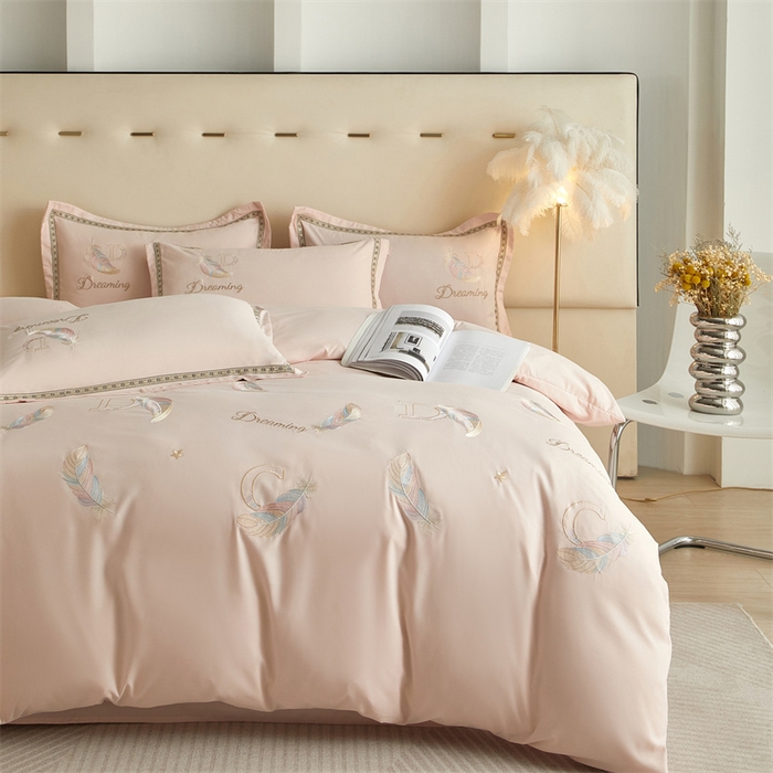 91家纺网 家纺一手货源 找家纺 佳宇轩 2025新款亲肤水洗棉刺绣四件套系列 蜜羽-嫩粉