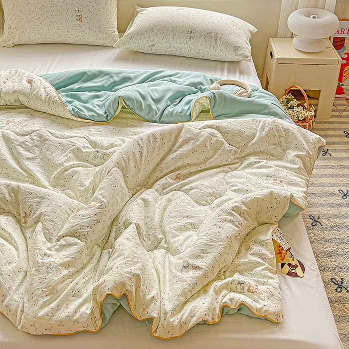 91家纺网 家纺一手货源 找家纺 玉海棠家纺 2025新款水洗皱皱纱印花夏被 被子被芯 单恋小兔