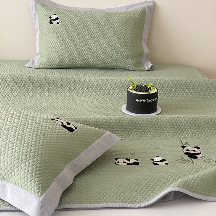 91家纺网 家纺一手货源 找家纺 （总）由有家居 2025新款新品A类PE高凉感分子进口刺绣豆豆凉席三件套