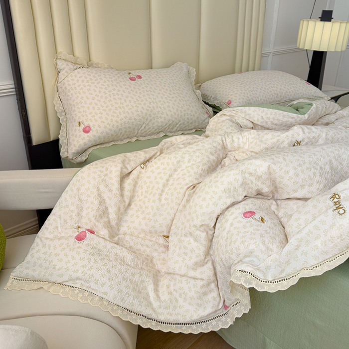 91家纺网 家纺一手货源 找家纺 竹合家纺 2025新款云感皱皱四件套-镂空花边款法式 花边款-小甜蜜