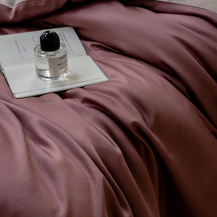 91家纺网 家纺一手货源 找家纺 咏绒家纺工厂店 2025新款60支奥地利兰精天丝单品系列--单被套 野樱莓-芋泥灰