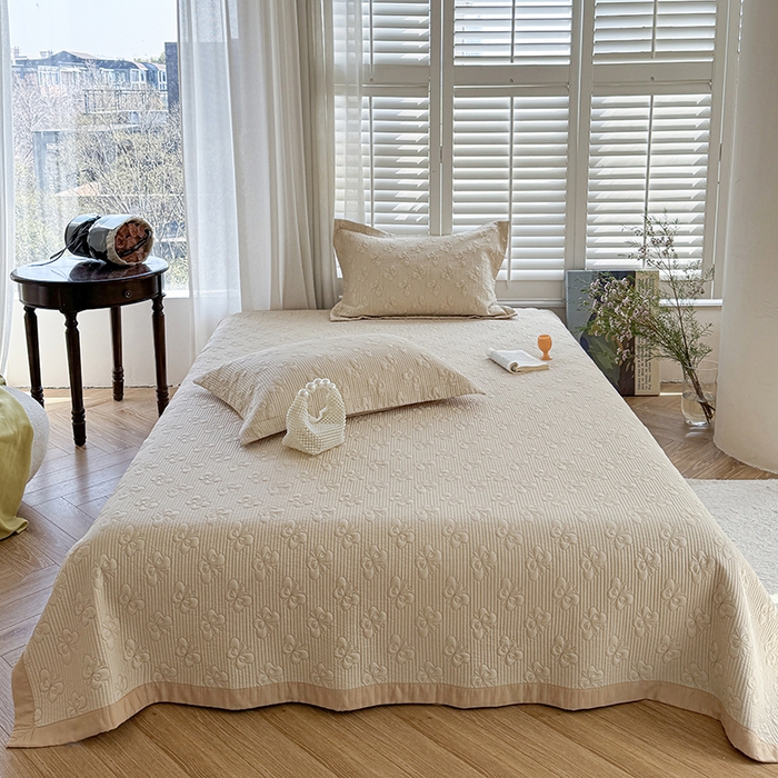 91家纺网 家纺一手货源 找家纺 琳可家居 花开蝶自来系列双面再生纤维素纤维床盖高温水洗两面可用 花开蝶自来-黄