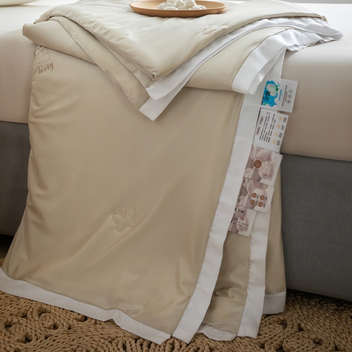 91家纺网 家纺一手货源 找家纺 野马寝具跨境电商专供 2025新款森氧冰蚕蚕丝被 金色