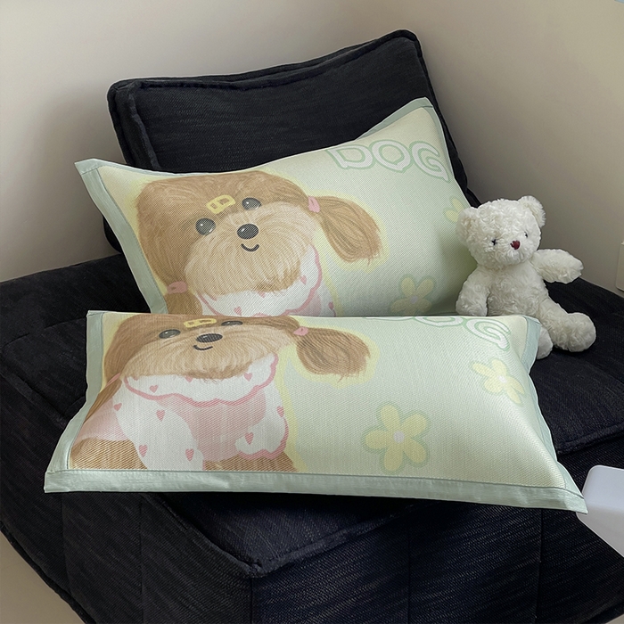 91家纺网 家纺一手货源 找家纺 安哆啦家纺 2025新款A类大版印花冰藤儿童幼儿园卡通萌宠系列凉席单枕套 小泰迪