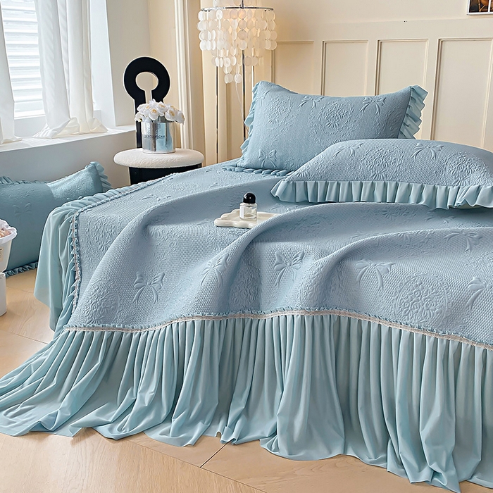 91家纺网 家纺一手货源 找家纺 2025新款复合三明治床裙款凉豆豆凉席三件套系列 约定-优雅蓝