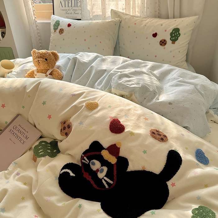 91家纺网 家纺一手货源 找家纺 澳梵家居 2025新款小清新全棉印花毛巾绣四件套 小黑猫