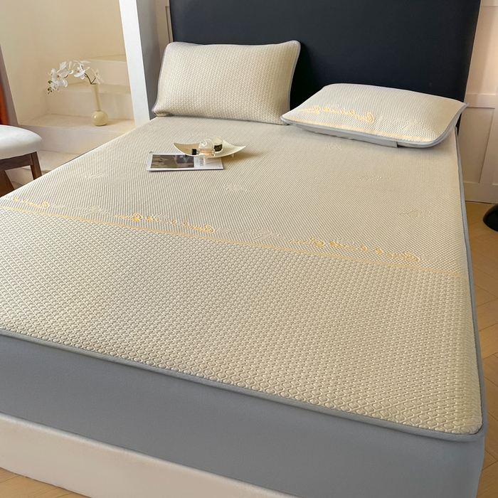 91家纺网 家纺一手货源 找家纺 欧邦 2025新款提花冰豆豆凉席三件套-幸运草 床笠款-幸运草-米