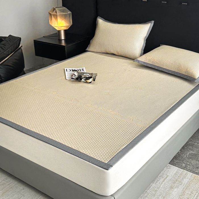 91家纺网 家纺一手货源 找家纺 欧邦 2025新款提花冰豆豆凉席三件套-幸运草 凉席款-幸运草-米