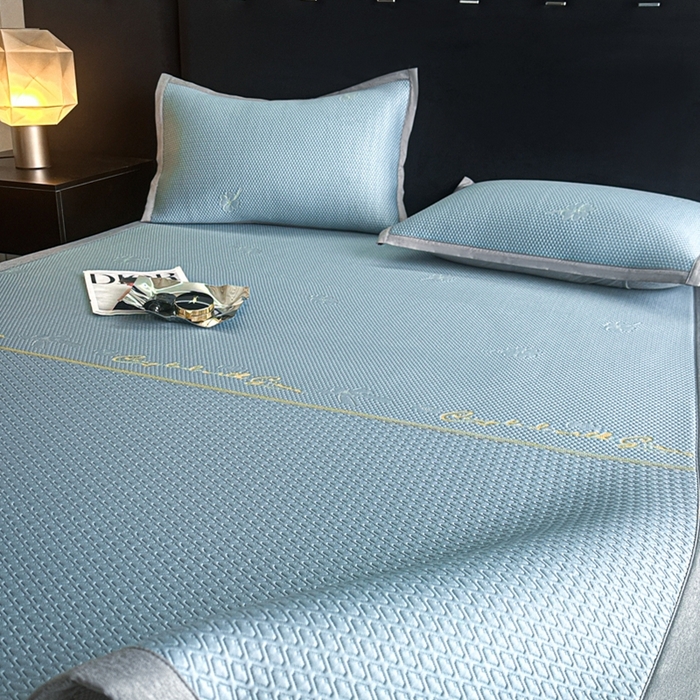 91家纺网 家纺一手货源 找家纺 欧邦 2025新款提花冰豆豆凉席三件套-幸运草 凉席款-幸运草-蓝