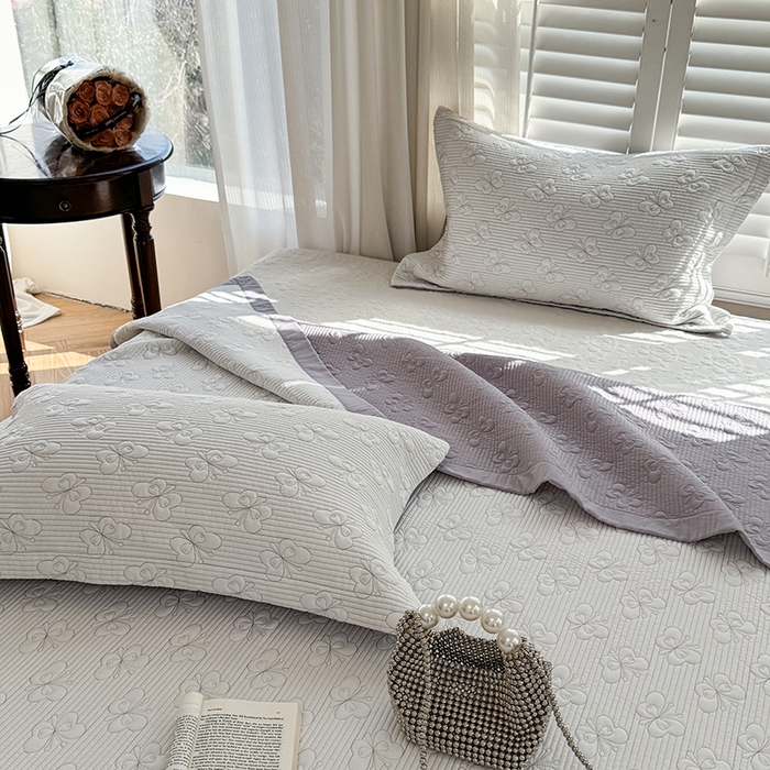 91家纺网 家纺一手货源 找家纺 （总）琳可家居 花开蝶自来系列双面再生纤维素纤维床盖高温水洗两面可用