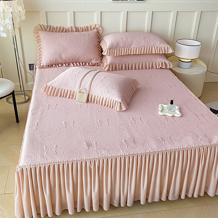 91家纺网 家纺一手货源 找家纺 2025新款复合三明治床裙款凉豆豆凉席三件套系列 约定-豆沙粉