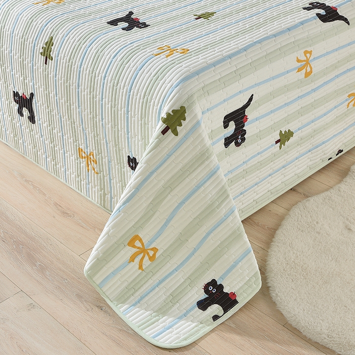 91家纺网 家纺一手货源 找家纺 床笠人家 2025新款亲肤双面磨毛夹棉床盖 艾尚