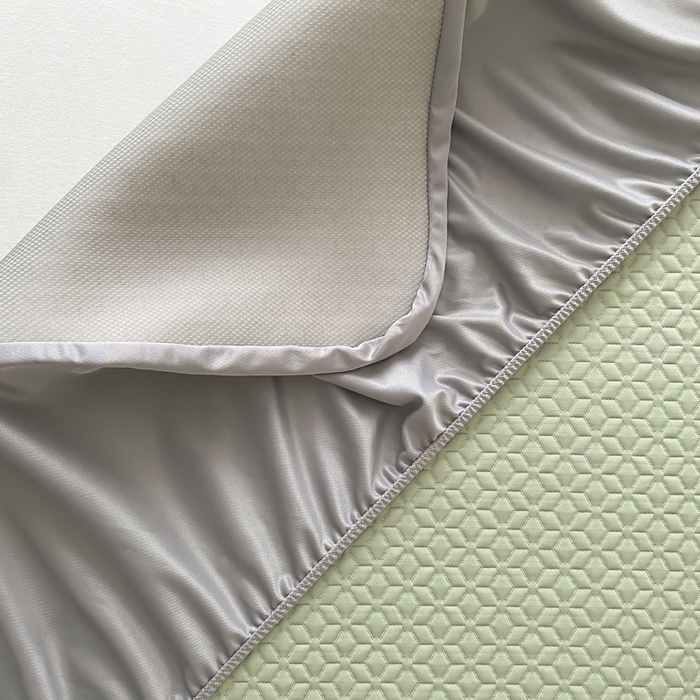 91家纺网 家纺一手货源 找家纺 （总）由有家居 2025新款新品A类PE高凉感分子进口刺绣豆豆凉席三件套