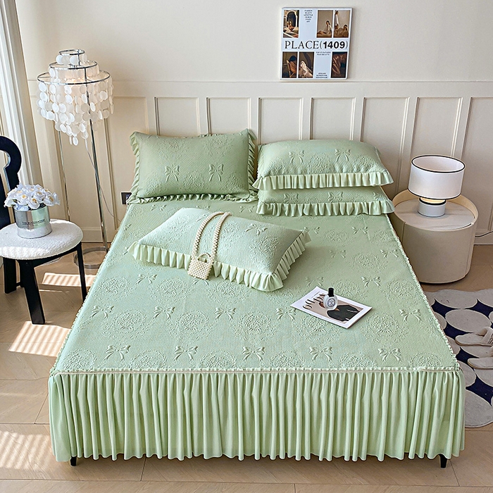 91家纺网 家纺一手货源 找家纺 2025新款复合三明治床裙款凉豆豆凉席三件套系列 约定-清香绿