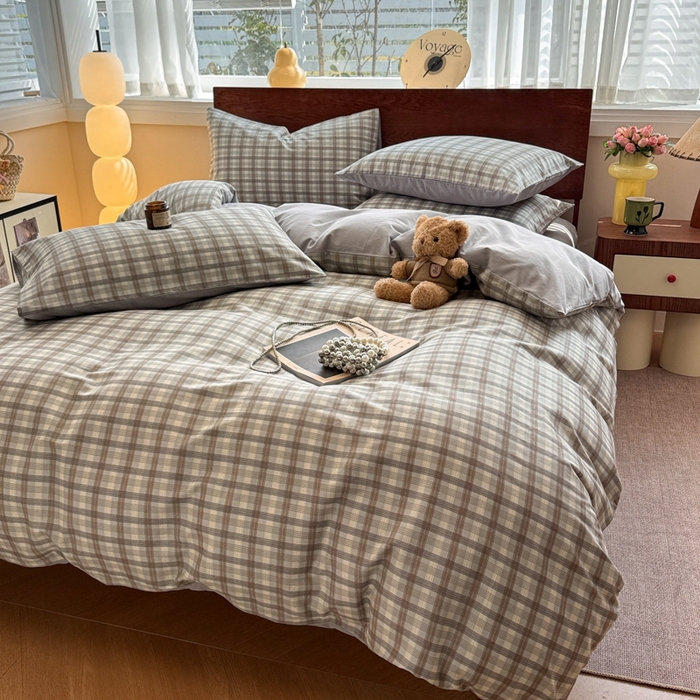 91家纺网 家纺一手货源 找家纺 呗旺鹿 2025新款学生季全棉纯棉40支跑量款巴恩风四件套 曼弗灰