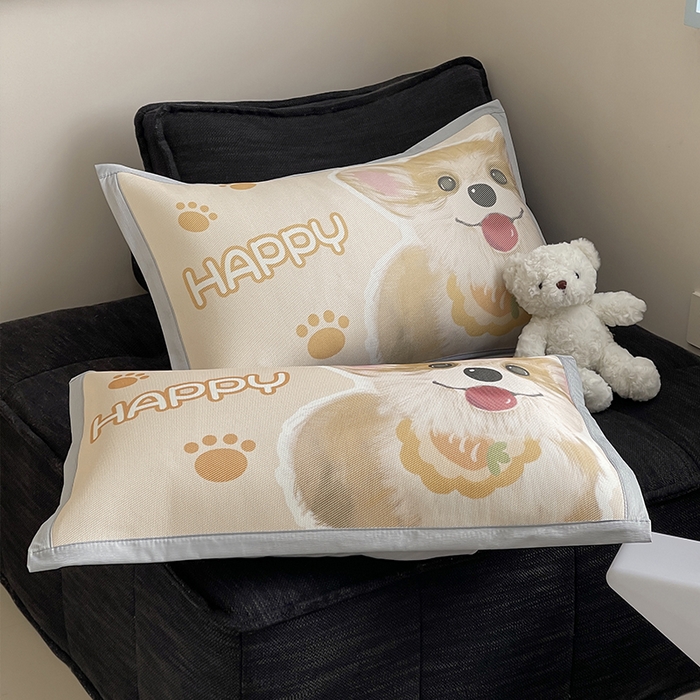 91家纺网 家纺一手货源 找家纺 安哆啦家纺 2025新款A类大版印花冰藤儿童幼儿园卡通萌宠系列凉席单枕套 屁桃基