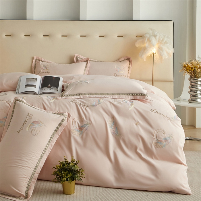 91家纺网 家纺一手货源 找家纺 佳宇轩 2025新款亲肤水洗棉刺绣四件套系列 蜜羽-嫩粉