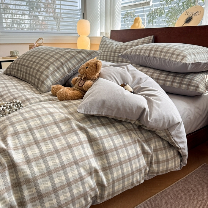 91家纺网 家纺一手货源 找家纺 呗旺鹿 2025新款学生季全棉纯棉40支跑量款巴恩风四件套 曼弗灰