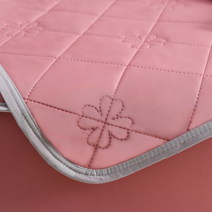 91家纺网 家纺一手货源 找家纺 2025新款清凉舒适凉感丝夏被四件套 豆沙