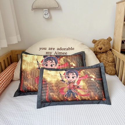 91家纺网 家纺一手货源 找家纺 （总）纽乐家纺 2025新款卡通5D数码印花哪吒周边儿童冰丝乳胶凉枕枕套枕芯