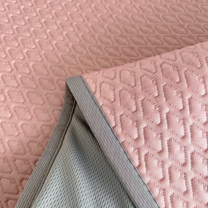 91家纺网 家纺一手货源 找家纺 欧邦 2025新款提花冰豆豆凉席三件套-幸运草 床笠款-幸运草-粉