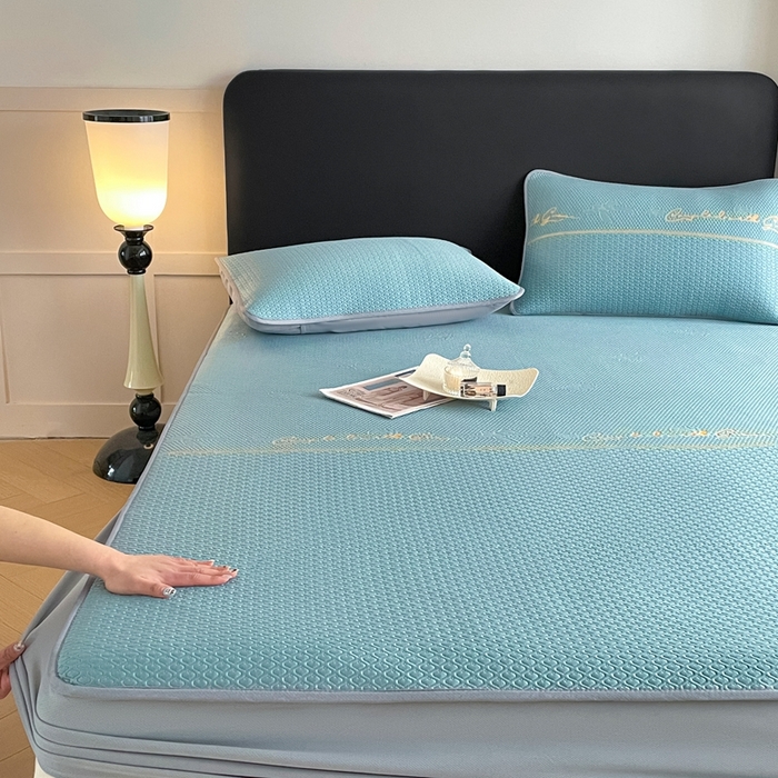 91家纺网 家纺一手货源 找家纺 欧邦 2025新款提花冰豆豆凉席三件套-幸运草 床笠款-幸运草-蓝