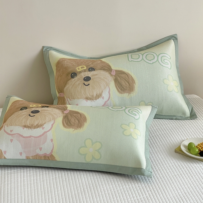 91家纺网 家纺一手货源 找家纺 安哆啦家纺 2025新款A类大版印花冰藤儿童幼儿园卡通萌宠系列凉席单枕套 小泰迪