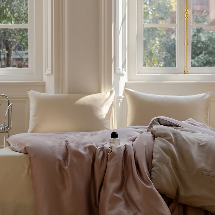 91家纺网 家纺一手货源 找家纺 咏绒家纺工厂店 2025新款60支奥地利兰精天丝单品系列--单被套 满天星紫-曙光银