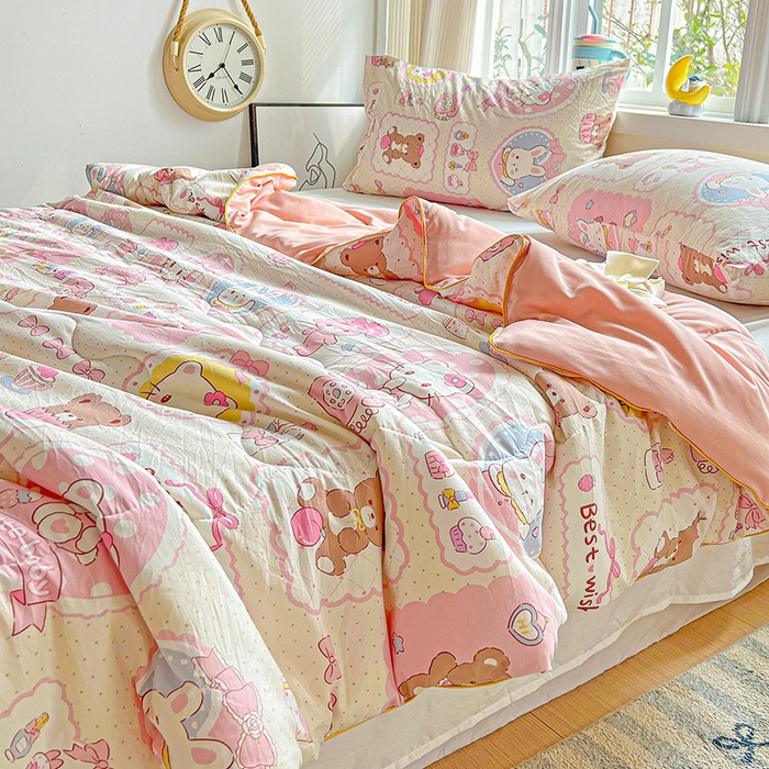 91家纺网 家纺一手货源 找家纺 玉海棠家纺 2025新款水洗皱皱纱印花夏被 被子被芯 可爱记忆录