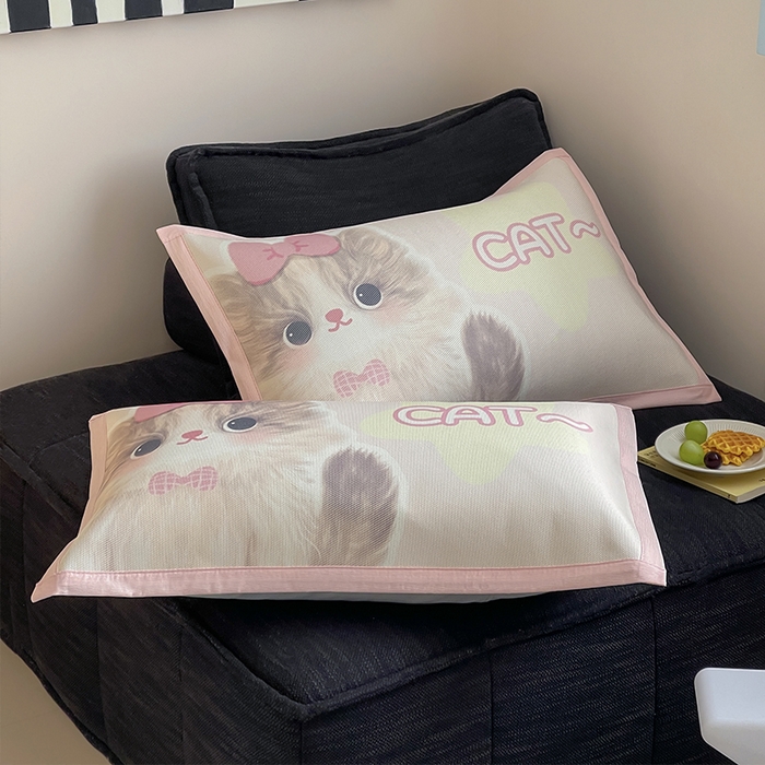 91家纺网 家纺一手货源 找家纺 安哆啦家纺 2025新款A类大版印花冰藤儿童幼儿园卡通萌宠系列凉席单枕套 布偶猫