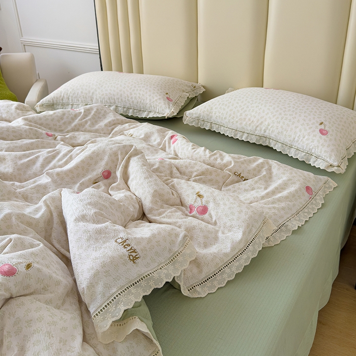 91家纺网 家纺一手货源 找家纺 竹合家纺 2025新款云感皱皱四件套-镂空花边款法式 花边款-小甜蜜