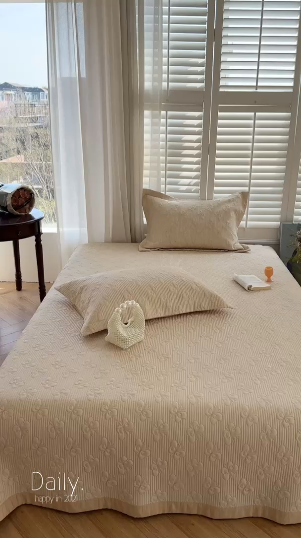 91家纺网 家纺一手货源 找家纺 琳可家居 花开蝶自来系列双面再生纤维素纤维床盖高温水洗两面可用 花开蝶自来-黄