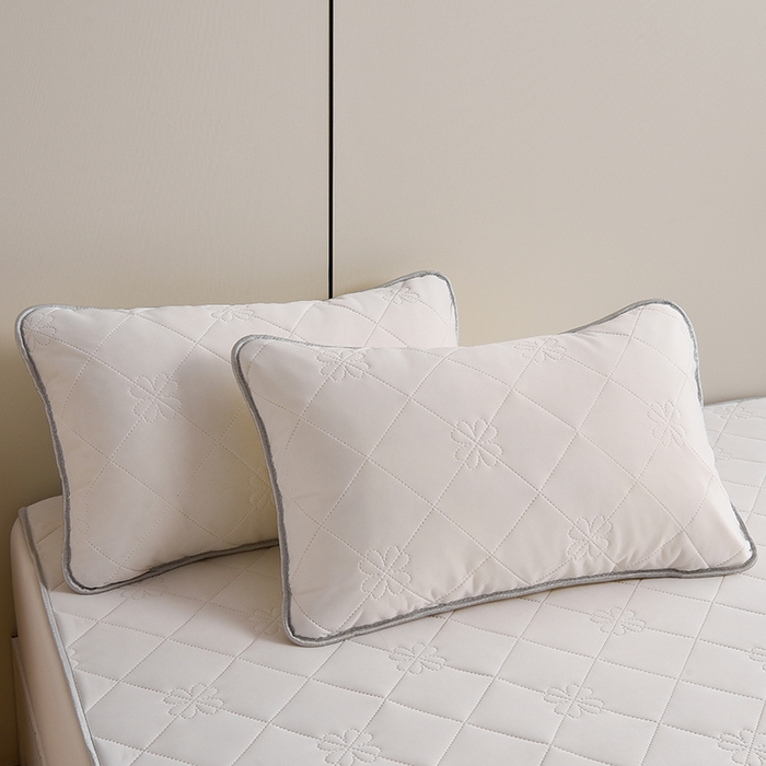 91家纺网 家纺一手货源 找家纺 2025新款清凉舒适凉感丝夏被四件套 珍珠白