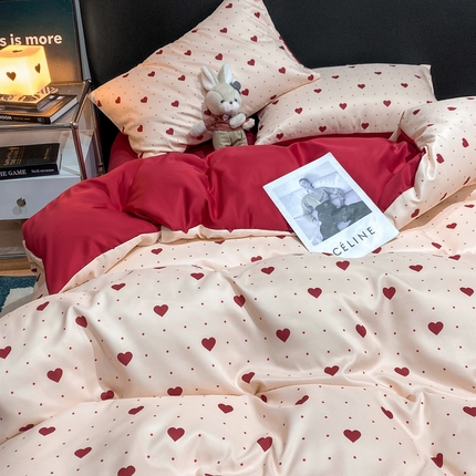 91家纺网 家纺一手货源 找家纺 （总）2025新款爱心系列高克重数码印花水洗真丝四件套