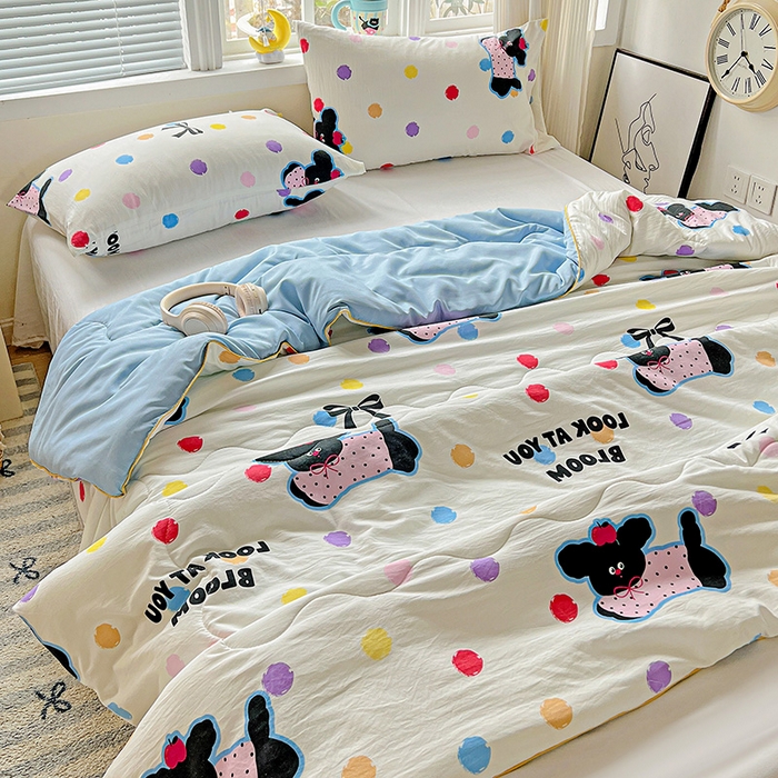 91家纺网 家纺一手货源 找家纺 玉海棠家纺 2025新款水洗皱皱纱印花夏被 被子被芯 波点小狗