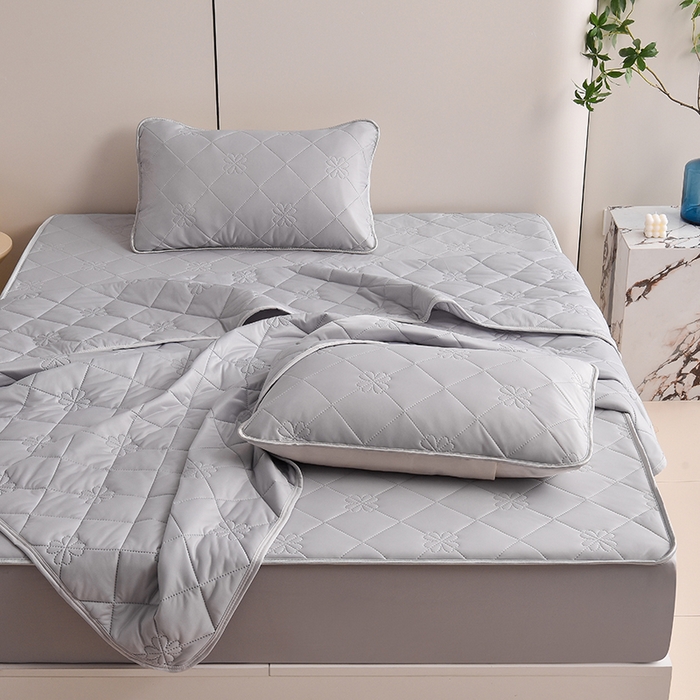 91家纺网 家纺一手货源 找家纺 2025新款清凉舒适凉感丝夏被四件套 绅士灰