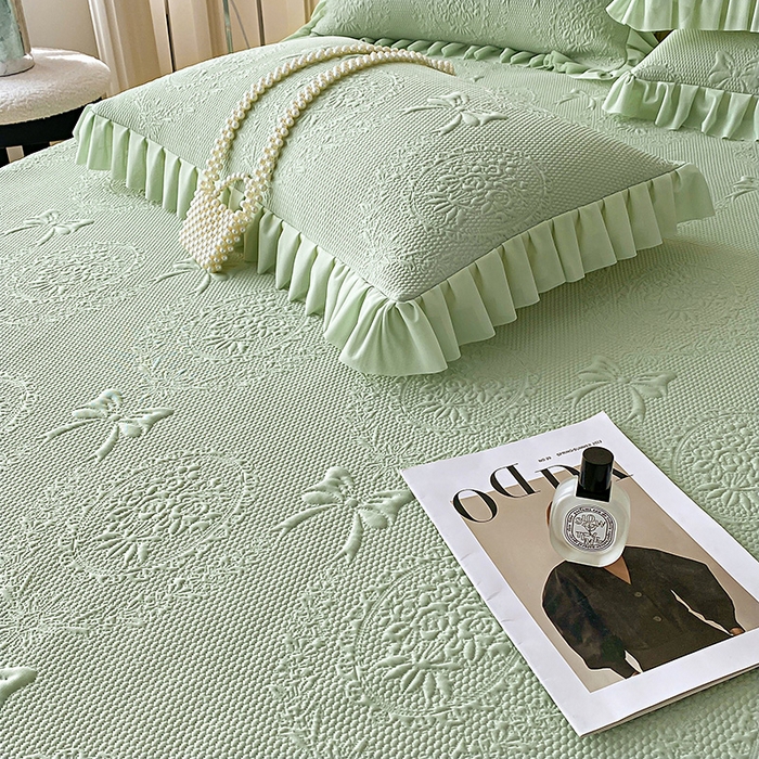 91家纺网 家纺一手货源 找家纺 2025新款复合三明治床裙款凉豆豆凉席三件套系列 约定-清香绿