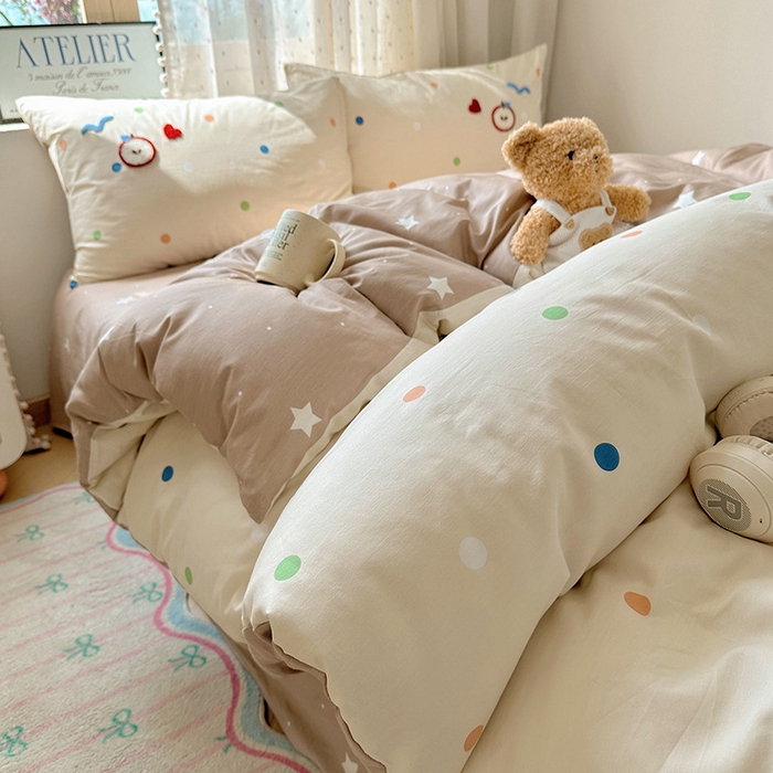 91家纺网 家纺一手货源 找家纺 澳梵家居 2025新款小清新全棉印花毛巾绣四件套 我的小熊朋友