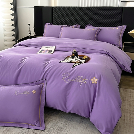 91家纺网 家纺一手货源 找家纺 宇彬家纺 2025新款13374全棉母婴级压线一字绣宽边枕套纯色刺绣四件套贡缎新疆长绒字母款-R款 R款-曲雅紫