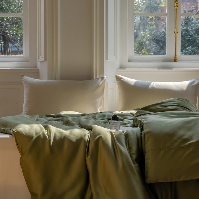 91家纺网 家纺一手货源 找家纺 咏绒家纺工厂店 2025新款60支奥地利兰精天丝单品系列--单被套 欧芹绿