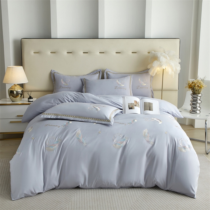 91家纺网 家纺一手货源 找家纺 佳宇轩 2025新款亲肤水洗棉刺绣四件套系列 蜜羽-浅灰