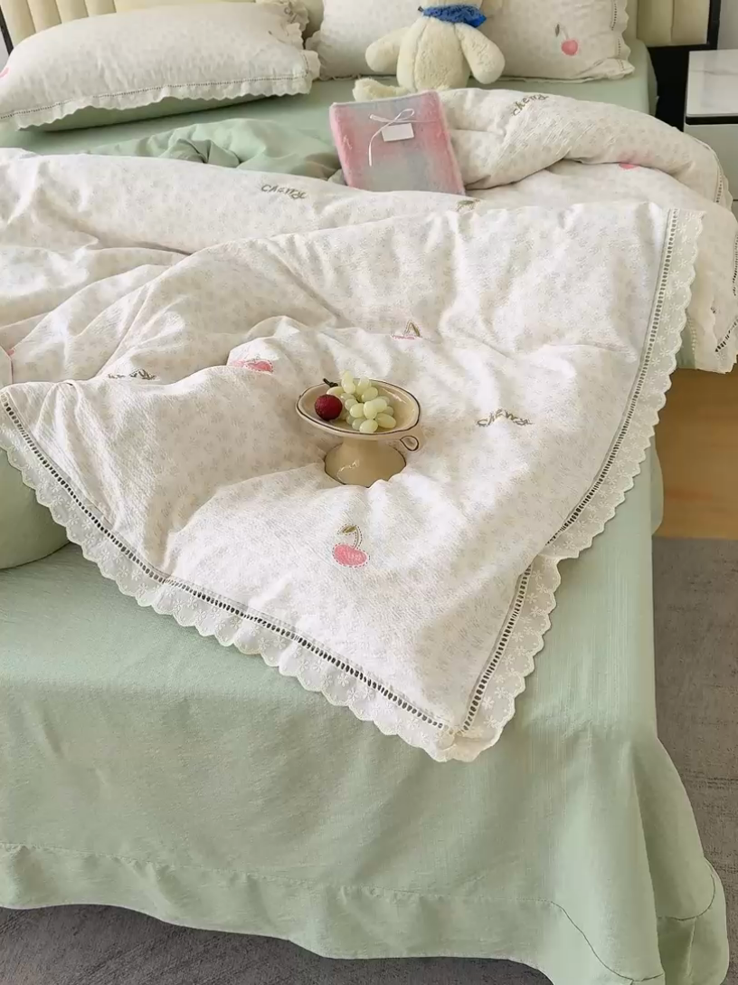 91家纺网 家纺一手货源 找家纺 竹合家纺 2025新款云感皱皱四件套-镂空花边款法式 花边款-小甜蜜