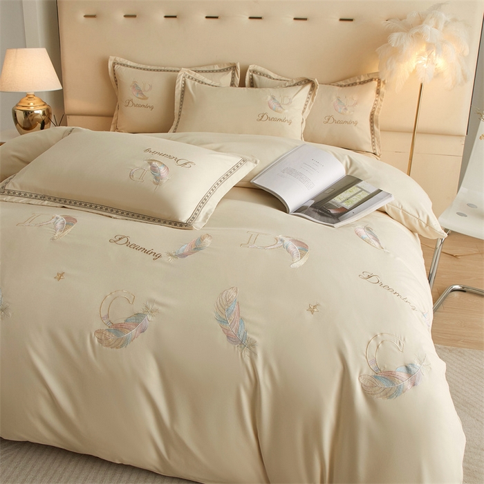 91家纺网 家纺一手货源 找家纺 佳宇轩 2025新款亲肤水洗棉刺绣四件套系列 蜜羽-米白