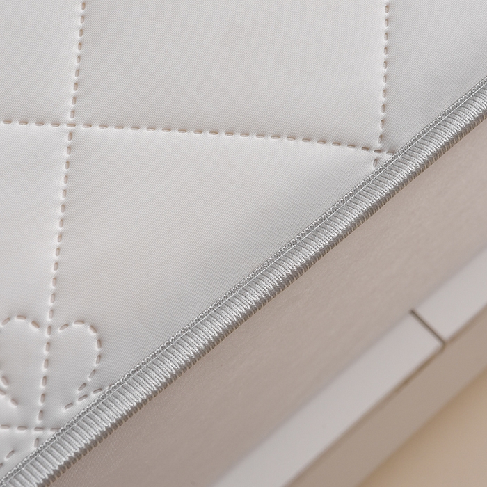 91家纺网 家纺一手货源 找家纺 2025新款清凉舒适凉感丝夏被四件套 珍珠白