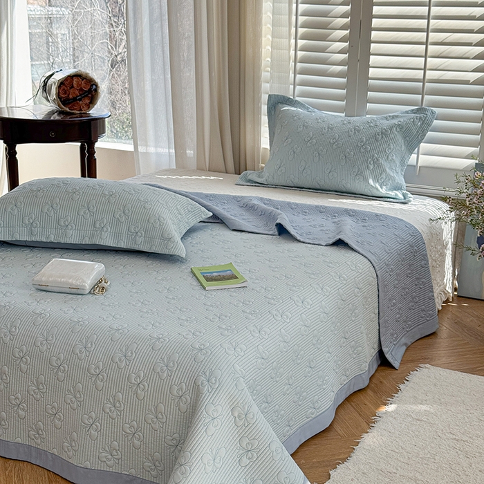 91家纺网 家纺一手货源 找家纺 琳可家居 花开蝶自来系列双面再生纤维素纤维床盖高温水洗两面可用 花开蝶自来-兰