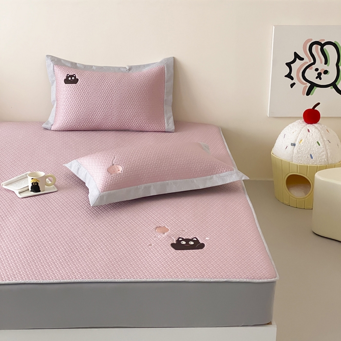 91家纺网 家纺一手货源 找家纺 由有家居 2025新款新品A类PE高凉感分子进口刺绣豆豆凉席三件套 气球咪咪