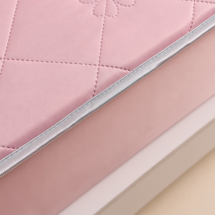 91家纺网 家纺一手货源 找家纺 2025新款清凉舒适凉感丝夏被四件套 樱桃粉